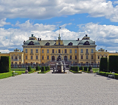 Drottningholm: The Splendor of the Swedish Versailles