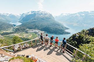Discover Norway's nature: Loen and the Briksdalsbreen Glacier
