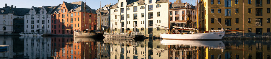 Day 2 Iconic Architecture and Fantastic Fjords