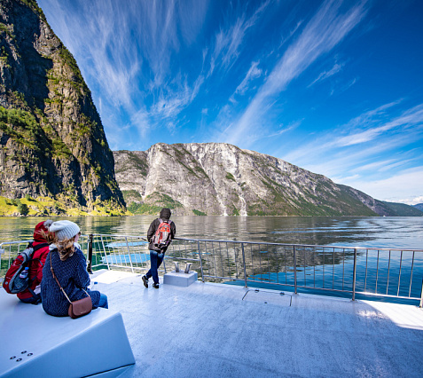 Pearls of Norway: Mountains, Fjords&Glaciers