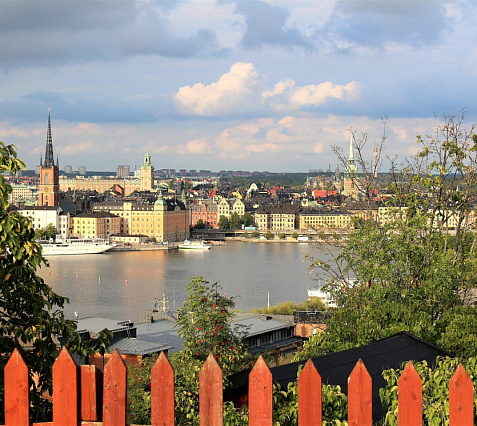 Stockholm: from modern observation platforms to medieval streets
